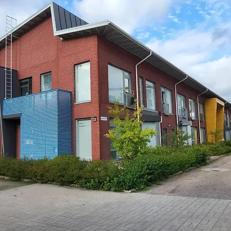Апартаменты Modern Near Helsinki Airport