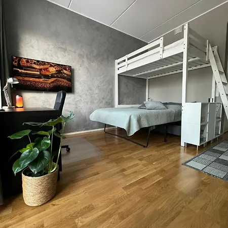 Modern Near Helsinki Airport アパート *